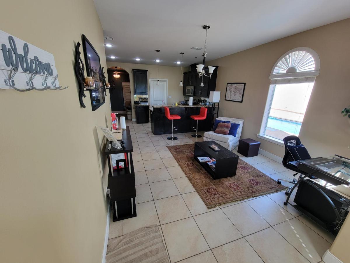 Modern, Private, Smart 4 Bedroom Condo In Desirable Location In Mcallen With Pool! Exterior foto